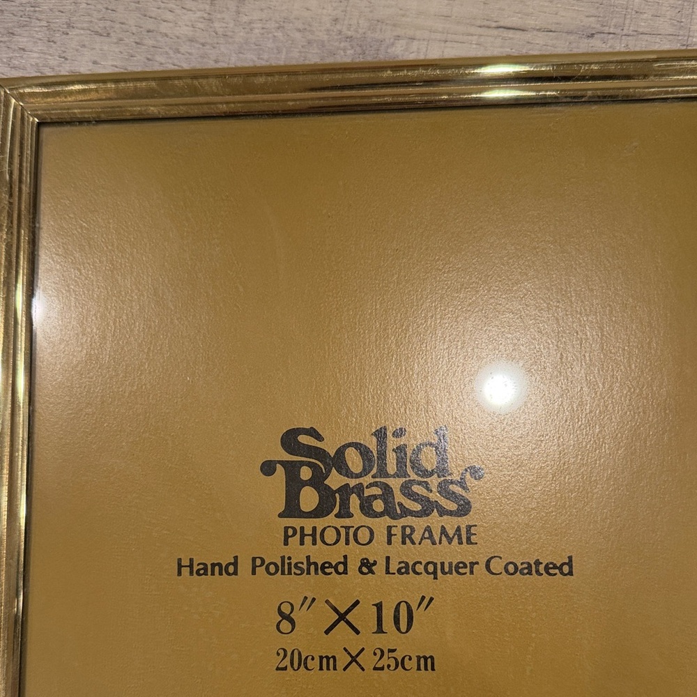 Solid brass 8x10 frame - Picture 2 of 6